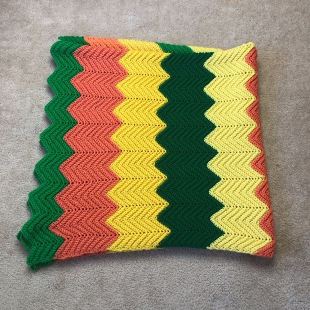 Handmade Vintage Zig-Zag Afghan Multicolored